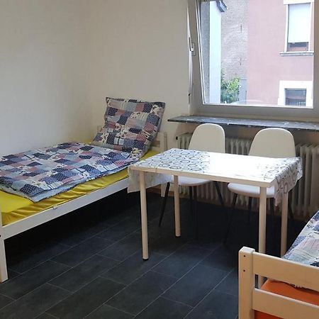 Handwerker Unterkunft Monteurzimmer Mit Gemeinschaftsbad In Brebach Sarrebruck Extérieur photo